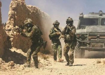 Les affrontements au Mali: les rebelles de Tuareg infligent des pertes au gouvernement et aux forces marcénaires