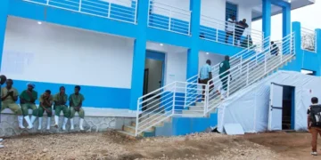 En RDC, les centres de traitement d'Ebola s'adaptent en urgence à l'afflux croissant de patients.