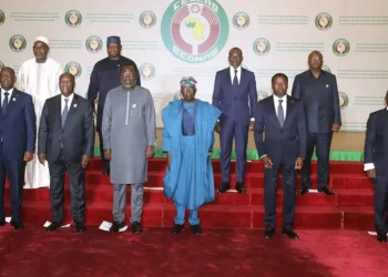 Les dirigeants de la CEDEAO se réunissent pour tenter de maintenir le Mali, le Niger et le Burkina dans le bloc