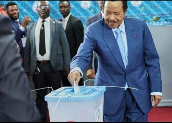 Les électeurs se rendent aux urnes alors que Paul Biya envisage de prolonger son mandat.
