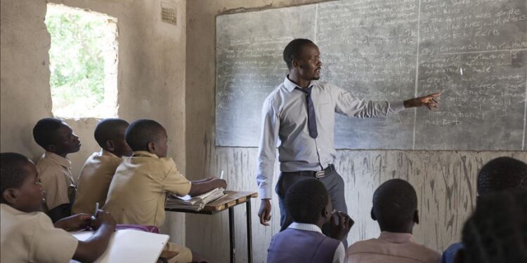 Les frais de scolarité craignent au Zimbabwe avant le nouveau mandat
