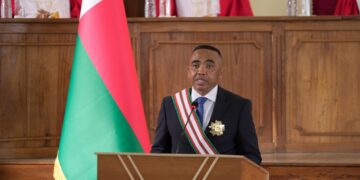 Les jeunes de Madagascar espèrent que le chef du coup d'État continuera à les entendre