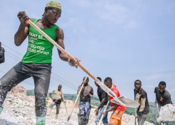 Au Congo, les mineurs de coltan exploitent les technologies du monde entier malgré les difficultés.