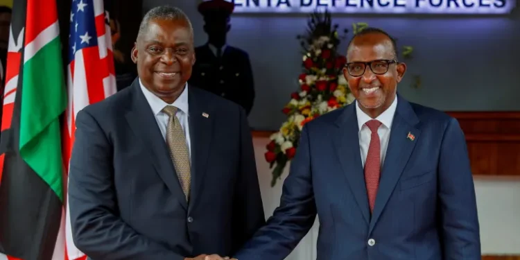 Les ministres de la Défense américain et kenyan soulignent l’importance du partenariat en matière de sécurité