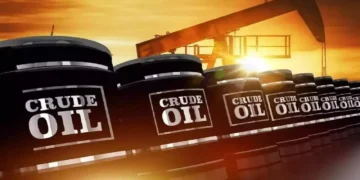 Les prix du pétrole chutent alors que le G7 accepte de libérer 100 millions de barils de réserves