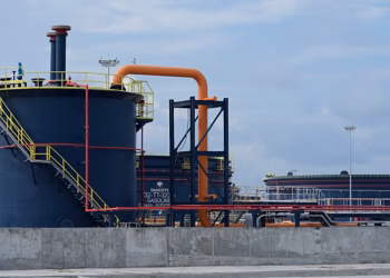 Les pays producteurs de pétrole africains défendent la nécessité de forer lors des négociations sur la sortie des énergies fossiles