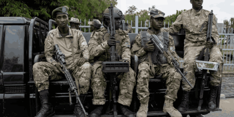 Les rebelles du M23 se retirent d'une ville stratégique de RDC avant les négociations de paix historiques de Doha