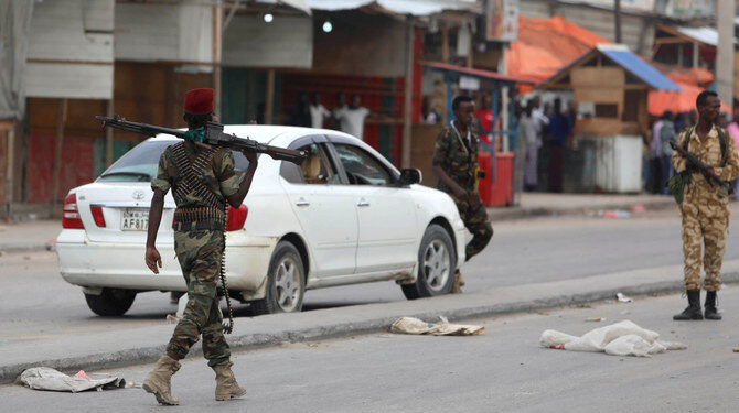 Les services de renseignement somaliens déclarent bloquer les groupes WhatsApp utilisés par des militants liés à Al-Qaida