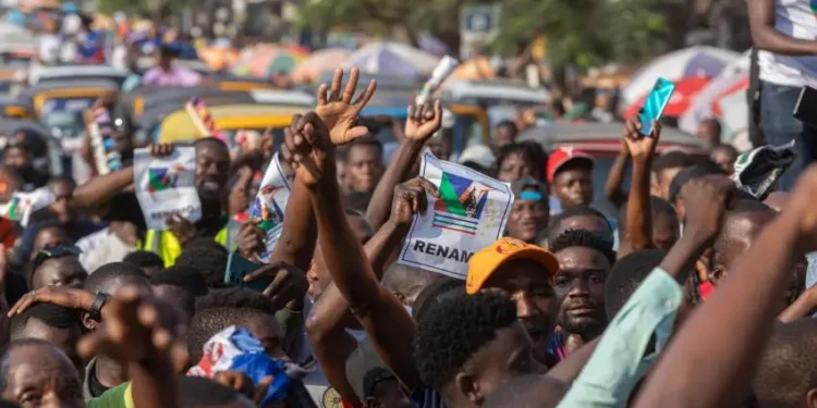 L'opposition mozambicaine dénonce la fraude aux élections locales au milieu des troubles