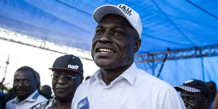 Martin Fayulu conteste le leadership de Félix Tshisekedi lors d'un rassemblement électoral à Goma