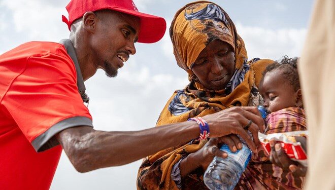 Mo Farah est témoin de l'impact du changement climatique sur la malnutrition infantile au Somaliland
