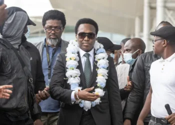 Mozambique -le retour d'exil de l'opposant politique tendu