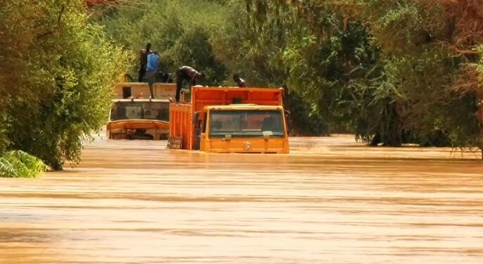 Niger : des pluies torrentielles coupent Niamey du reste du pays