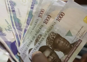 Nigeria : le Naira continue de baisser sur les marchés officiels et non officiels pour atteindre des plus bas historiques