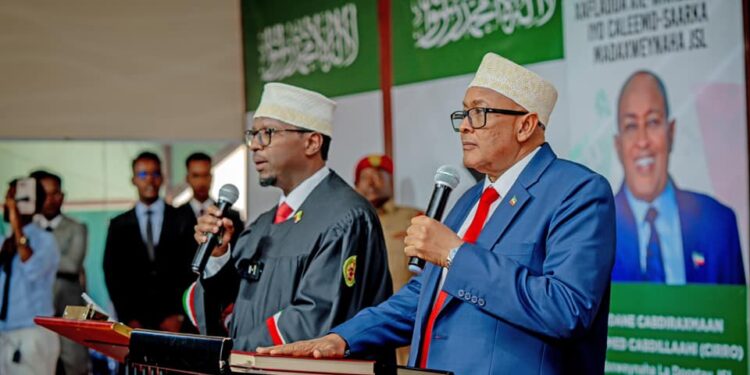 Nouveau président assermenté alors que le Somaliland cherche un statut international