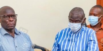 Ouganda : La justice ouvre la voie au procès pour trahison de Besigye