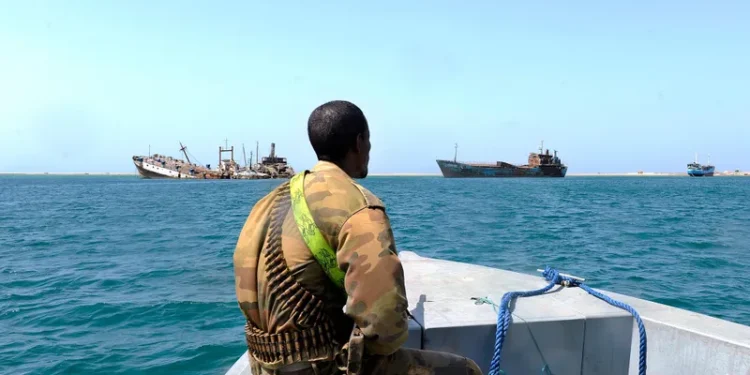 Piraterie et Terreur : La Dualité du crime organisé et du terrorisme sur les côtes africaines