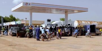 Les habitants de Bamako sont confrontés à des pénuries de carburant depuis plusieurs semaines suite au blocage des camions-citernes par les militants du GSIM.