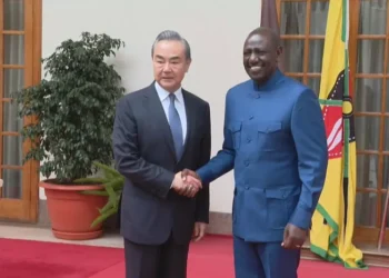 Ruto rencontre le diplomate chinois Wang Yi avant les pourparlers des BRICS