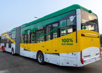 Sall du Sénégal inaugure la flotte de bus électriques du réseau de transports publics de Dakar