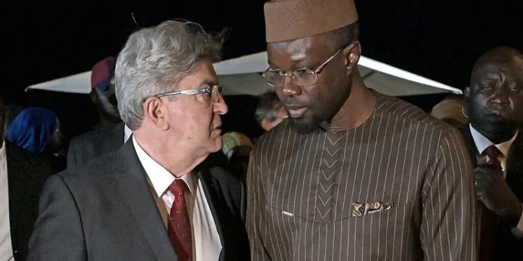 Sonko au Sénégal veut réévaluer les liens avec la France