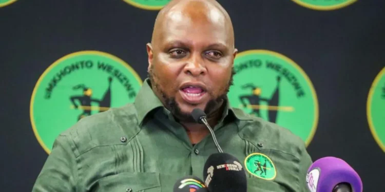 Un homme politique sud-africain limogé suite à une visite à un pasteur en fuite