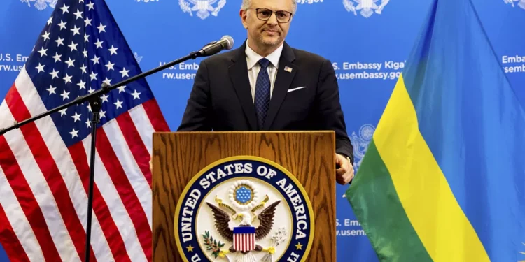 Un responsable américain réaffirme l'engagement de Washington en faveur de la paix en Afrique de l'Est lors de sa visite au Rwanda.