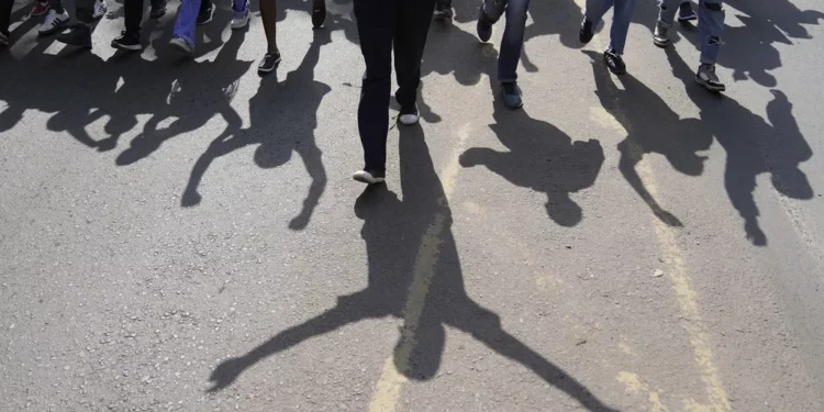 William Ruto, président du Kenya, fait face à un mécontentement croissant face à la situation économique et aux violences policières.