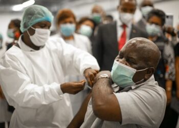 Plus de 253 Millions de Vaccins Covid-19 Ont Été Administrés Sur Le Continent Africain