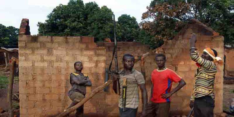 دور المنظمات الدولية والإقليمية في تحقيق السلم والأمن في إفريقيا