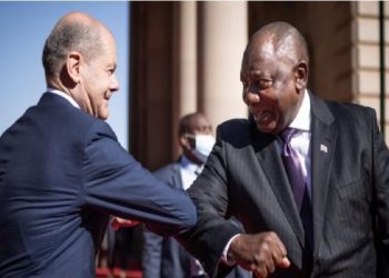 جولة شولتز الإفريقية: أهم الملفات وإرهاصات التراجع الفرنسي