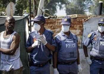 تحديات متصاعدة: آثار انتشار فيروس كورونا على الأمن الإنساني في إفريقيا