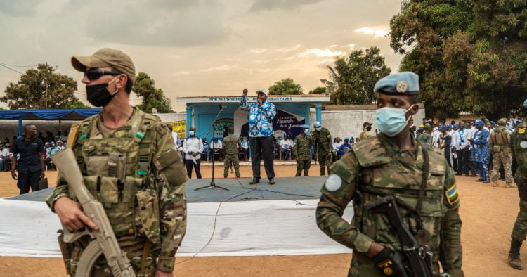 جمهورية إفريقيا الوسطى.. انتخابات الشمس ومعارك الظل!