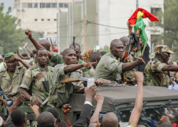 انقلاب مالي وموت السياسة: مخاطر أمنية متزايدة