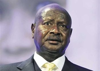 هل يهيّئ الرئيس الأوغندي “موسيفيني” نَجْله للخلافة؟