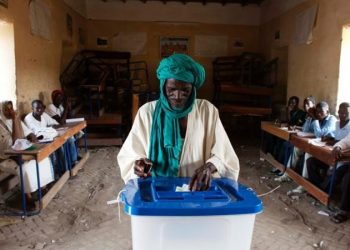 الانتقال الديمقراطي وعقم النخب الحاكمة في إفريقيا