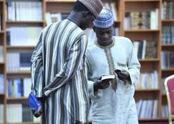 خرّيجو الجامعات الإسلامية من أبناء إفريقيا جهودهم وأثرهم ومشكلاتهم والمعالجات المقترحة