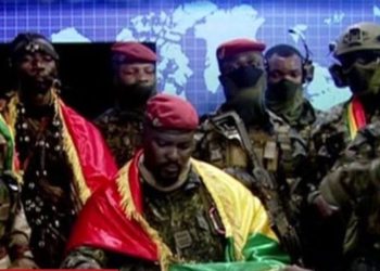 الانقلاب في غينيا: السقوط المتوقع للرئيس ألفا كوندي
