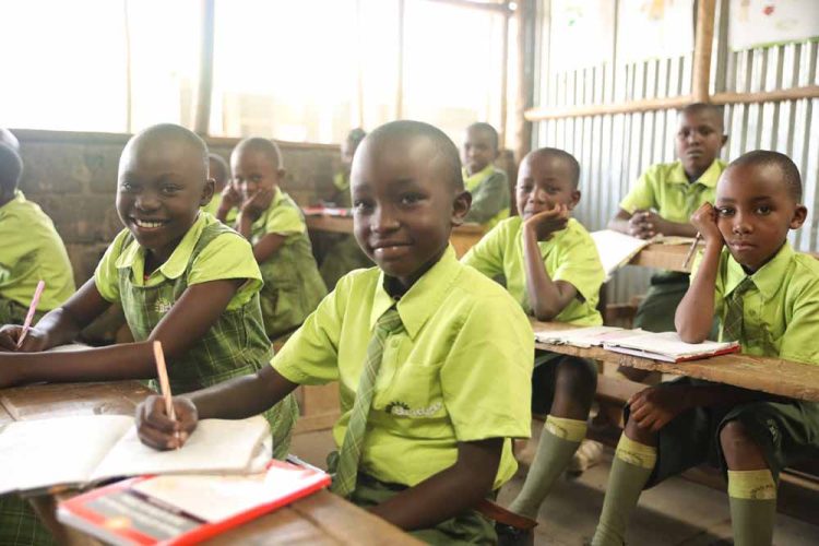 توظيف 300 مليون شاب .. التحدي الذي يواجه إفريقيا عام 2050م