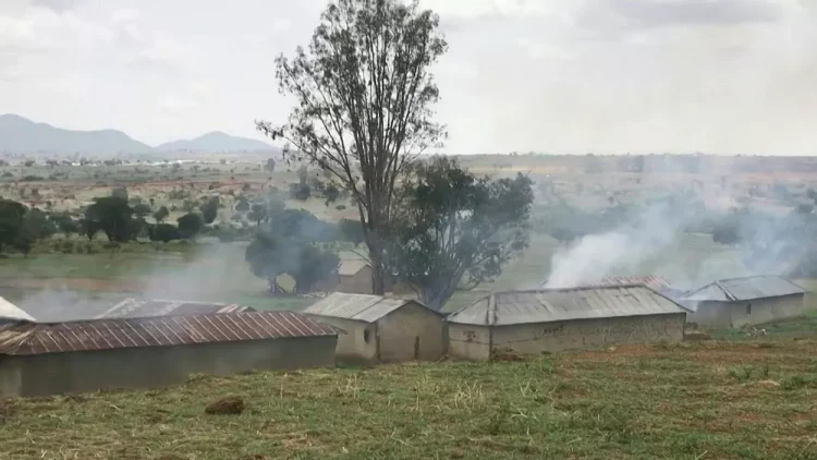 85 قتيلا في مواجهات بين مربي ماشية ومزارعين وسط نيجيريا