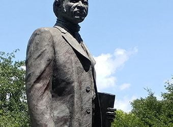 دنمارك فيسي: وفكر المقاومة والتمرد في مواجهة العبودية