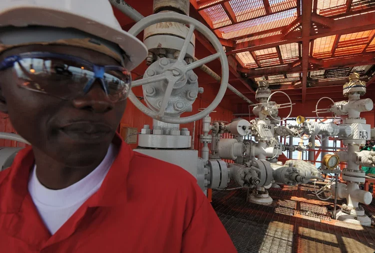 عين على إفريقيا (25 يوليو- 1 أغسطس 2022م) إفريقيا والتهميش العالمي: لعنة الموارد ومشروطيات المساعدات