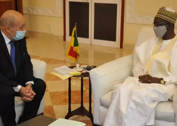 عين على إفريقيا (6-7 مارس 2021م) فرنسا وبريطانيا تُغيّران سياسات المساعدات في إفريقيا