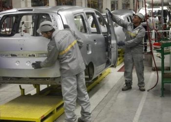 هل تستطيع إفريقيا “تصنيع” النمو؟