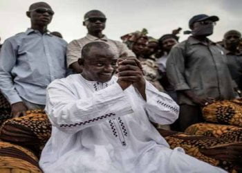 غامبيا : من هو آدم بارو الذي أطاح بيحيى جامع بعد 22 عاما في الحكم؟