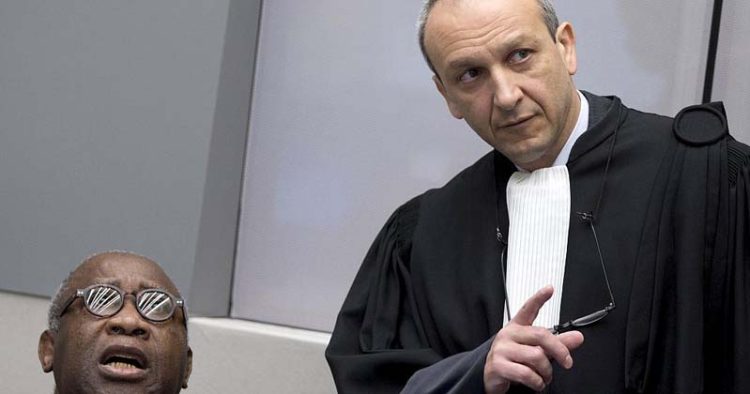 لوران جباجبو ، الرئيس الإيفواري السابق ، في مواجهة قضاة الجنائية الدولية.!!