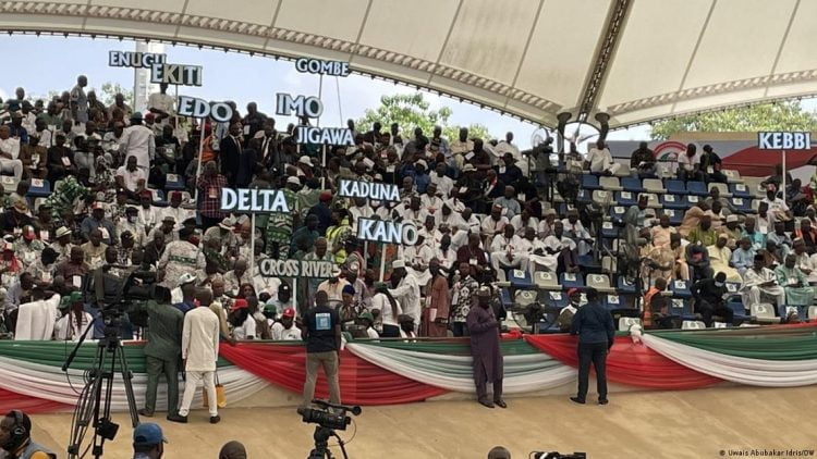 عين على إفريقيا (23-26 ديسمبر 2022): إفريقيا في العام 2023م أسئلة جديدة؟