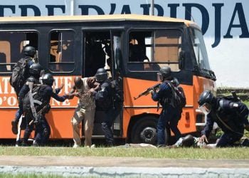 تساؤلات عالقة…..بعد هجمات المنتجع السياحي في كوت ديفوار.