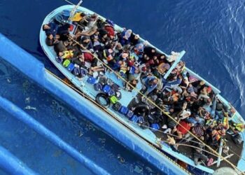 إيطاليا تستضيفًا مؤتمرًا لمساعدة إفريقيا على وقف الهجرة غير الشرعية