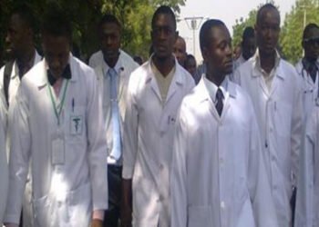 إضراب أطباء عموميون نيجيريون للاحتجاج على تدني رواتبهم